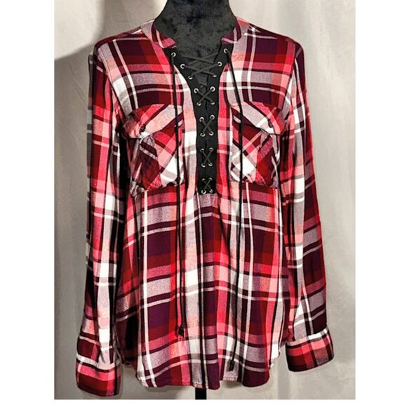 Express Henley T-Shirt, Shades of Purple, COrset Tie-up on Bodice - Picture 7 of 8